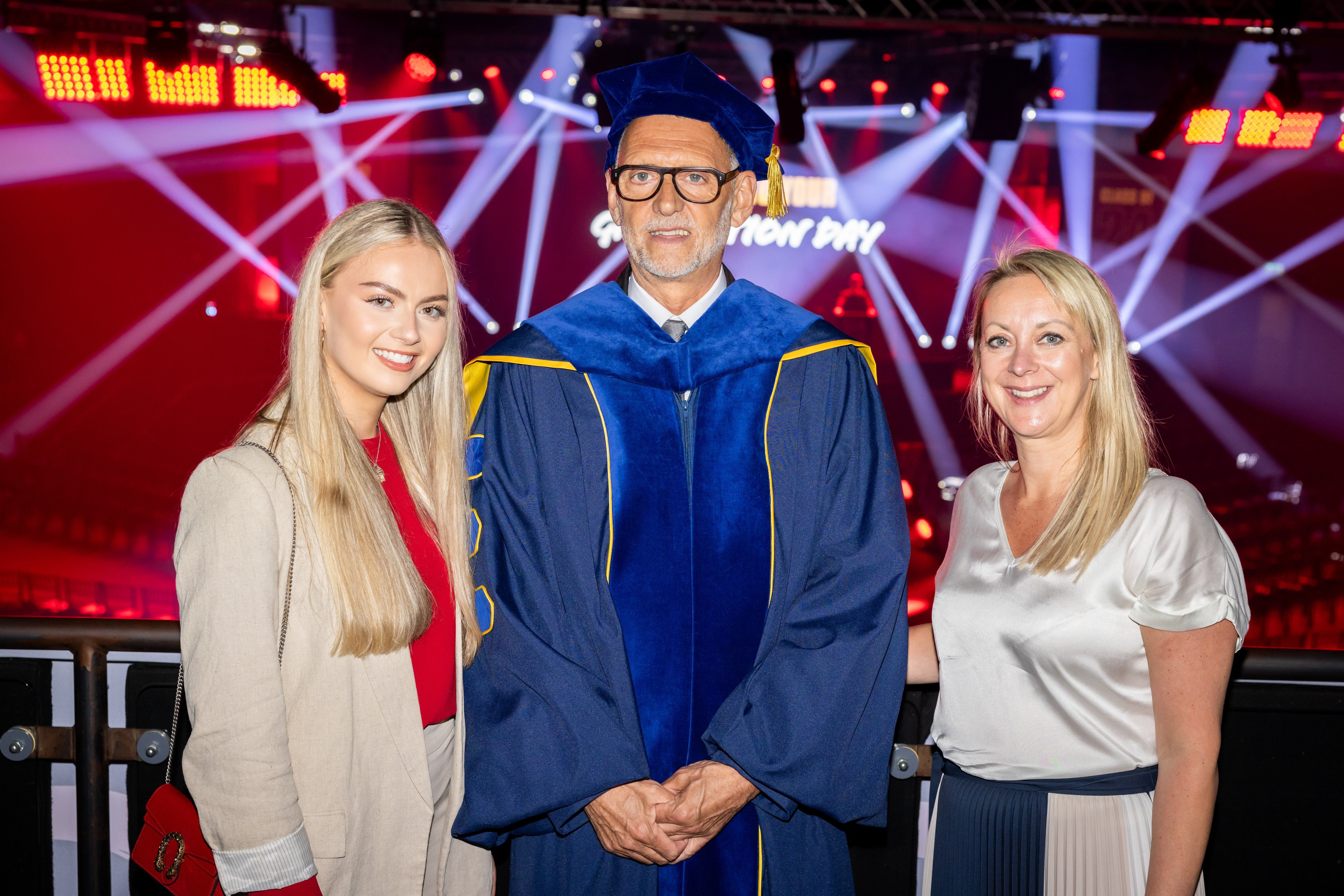 Photo of graduation ceremony at UA92 2024