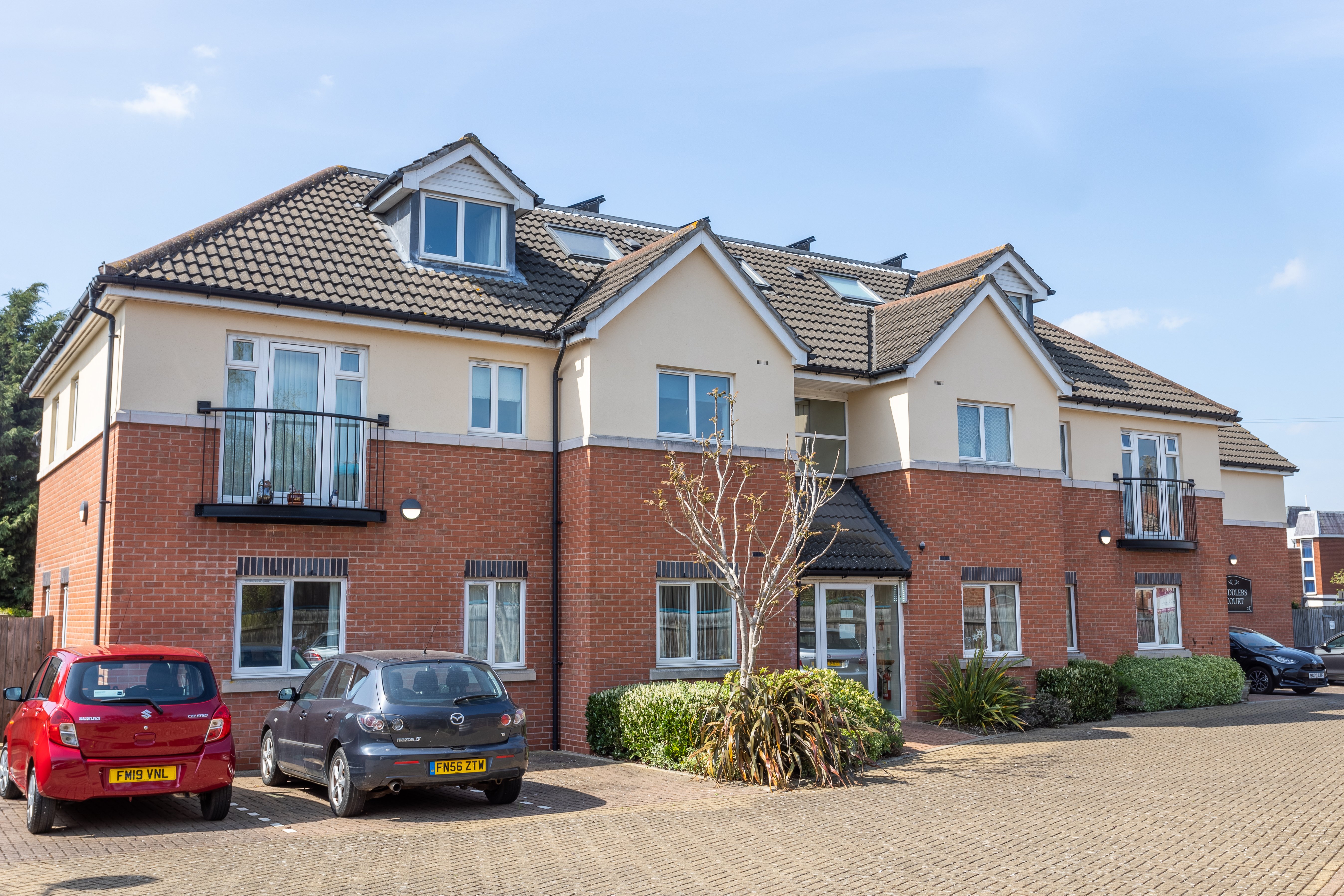 Photo of Saddler’s Court project