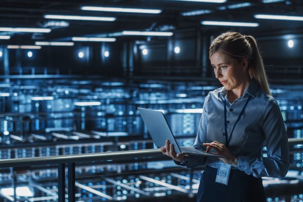 Advising CACI Limited on its acquisition of Datalynx Limited