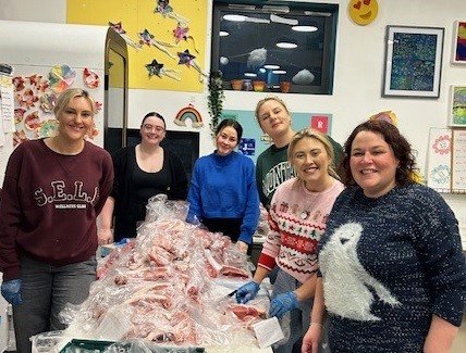 Image of hamper packing activity