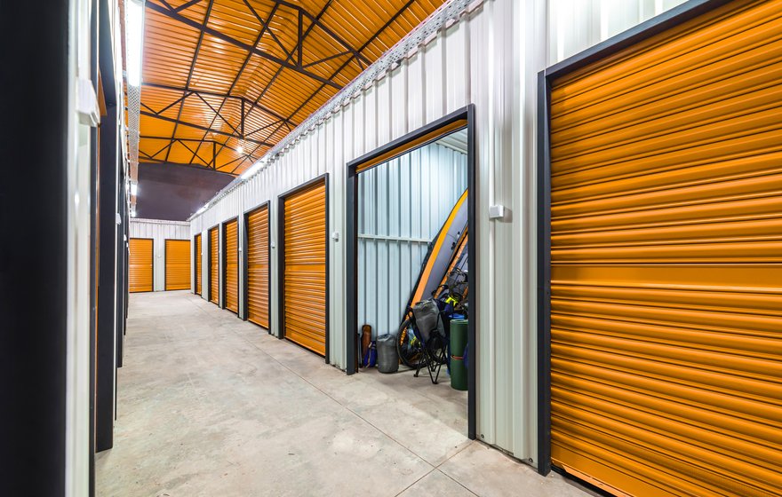 Advising Storage World and Paul Fahey on the sale of two self-storage sites to Shurgard